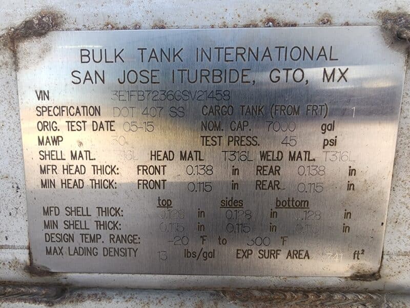 U-4777 2015 Bulk 7000 Gallon Stainless Steel Semi Tanker