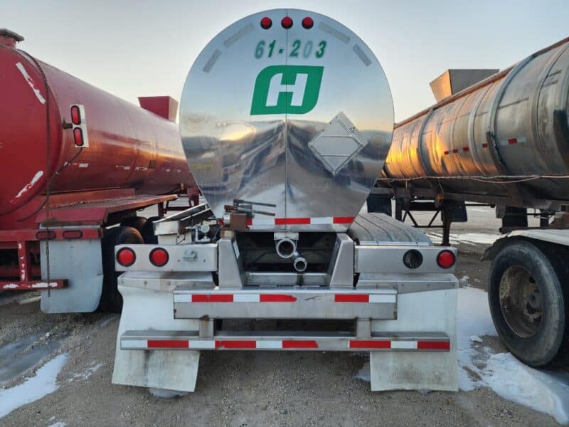 U-4779 2000 Polar 5000 Gallon Stainless Steel Semi Tanker