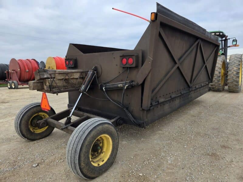 4,000 Gallon Manure Transfer Dumpster