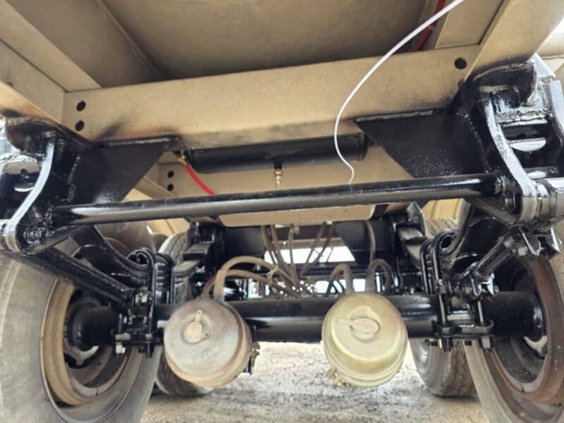 U-4770 1996 Beall 6700 Gallon Stainless Steel Semi Tanker