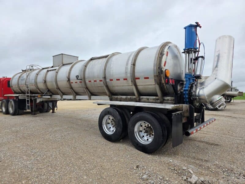 U-4788 1993 Brenner 6700 Gallon Stainless Steel Semi Tanker