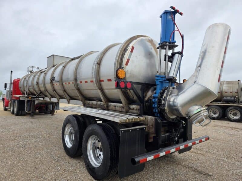 U-4788 1993 Brenner 6700 Gallon Stainless Steel Semi Tanker