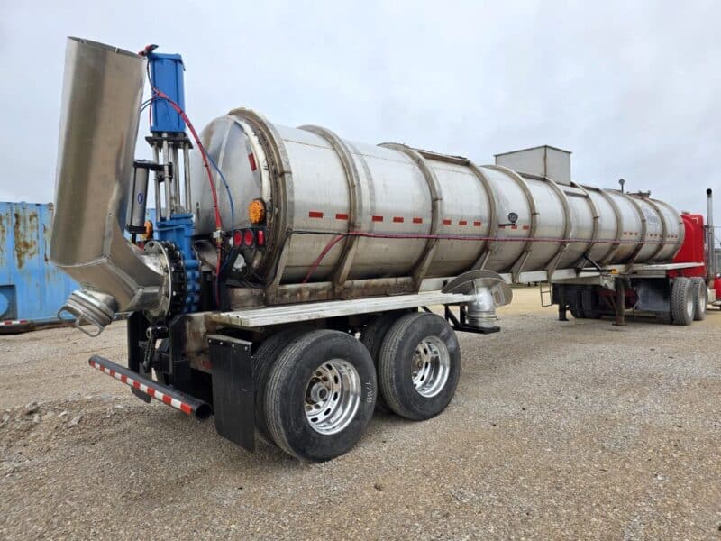 U-4788 1993 Brenner 6700 Gallon Stainless Steel Semi Tanker