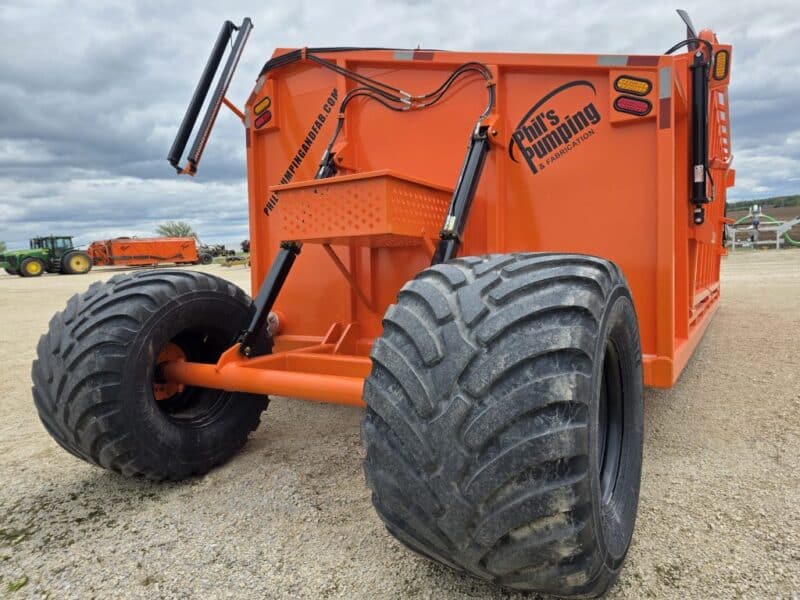 Phil’s Pumping 10,000 Gallon High Pressure Manure Transfer Dumpster & Boost Pump Combo.