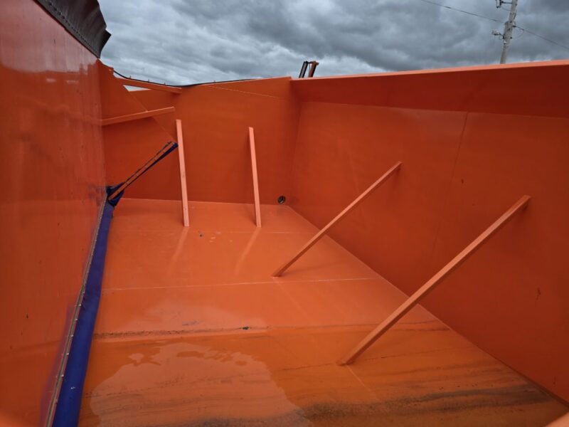 Phil’s Pumping 10,000 Gallon High Pressure Manure Transfer Dumpster & Boost Pump Combo.