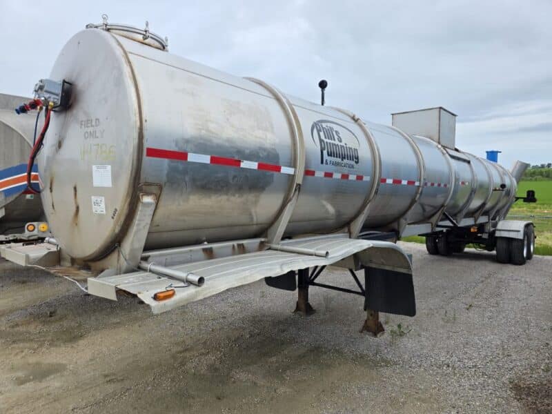 U-4786 2003 West Mark 6400 Gallon Stainless Steel Semi Tanker