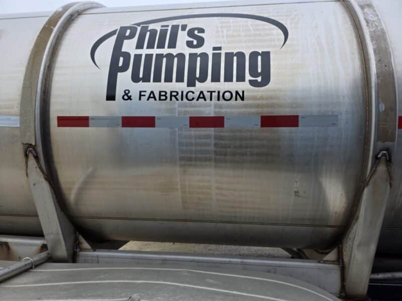 U-4786 2003 West Mark 6400 Gallon Stainless Steel Semi Tanker