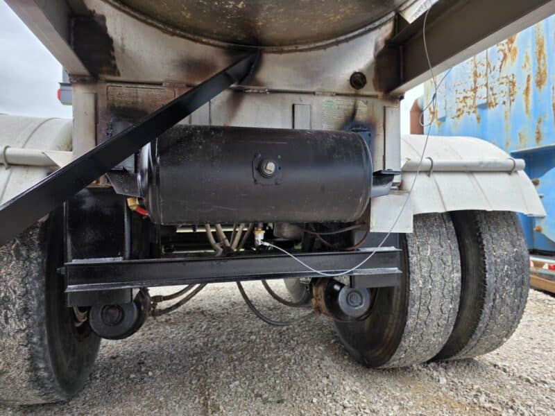 U-4786 2003 West Mark 6400 Gallon Stainless Steel Semi Tanker