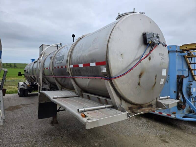 U-4786 2003 West Mark 6400 Gallon Stainless Steel Semi Tanker