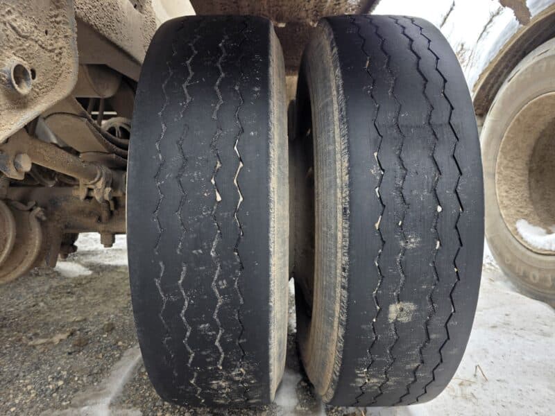 1996 Beall 6700 Gallon Steel Tanker offers strong steel construction and efficient, safe operation for all liquid transport.