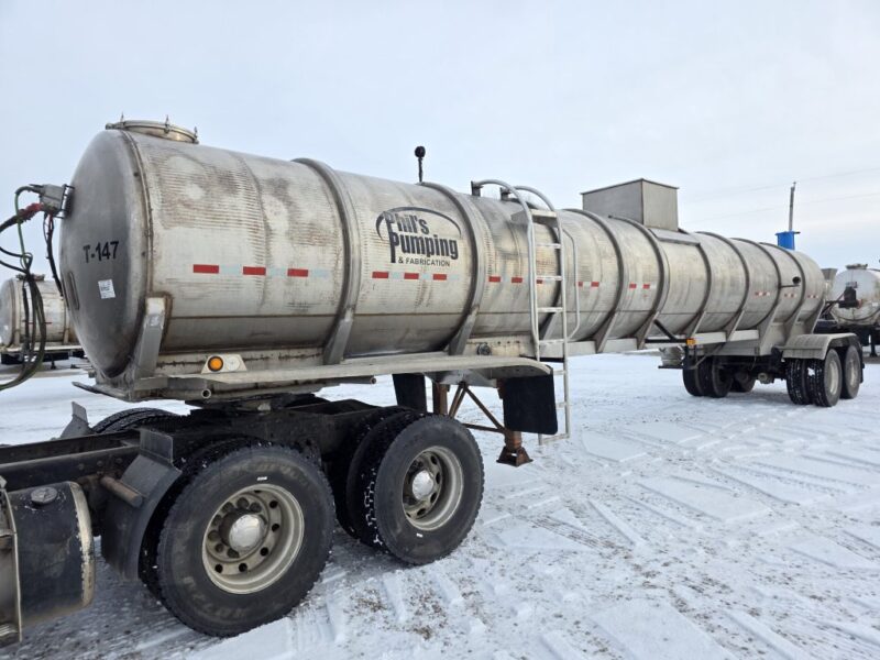 T-147 1996 Beall 6700 Gallon Stainless Steel Semi Tanker