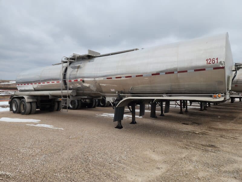 U-4794 1988 Brenner 7000 Gallon Stainless Steel Semi Tanker