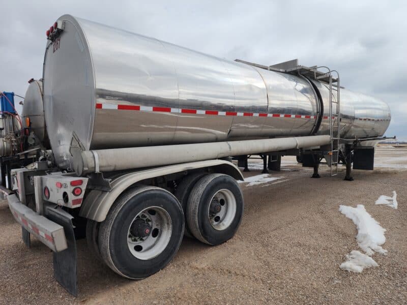 U-4794 1988 Brenner 7000 Gallon Stainless Steel Semi Tanker