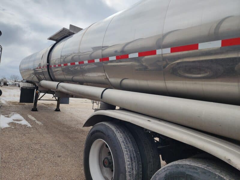 U-4794 1988 Brenner 7000 Gallon Stainless Steel Semi Tanker