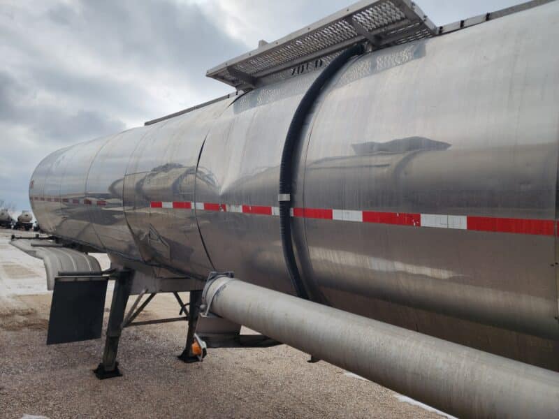 U-4794 1988 Brenner 7000 Gallon Stainless Steel Semi Tanker