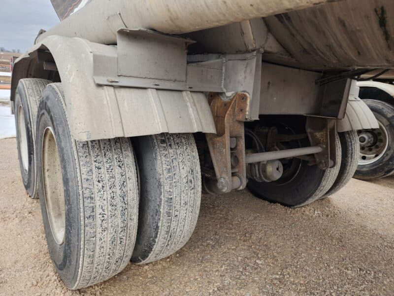 U-4794 1988 Brenner 7000 Gallon Stainless Steel Semi Tanker