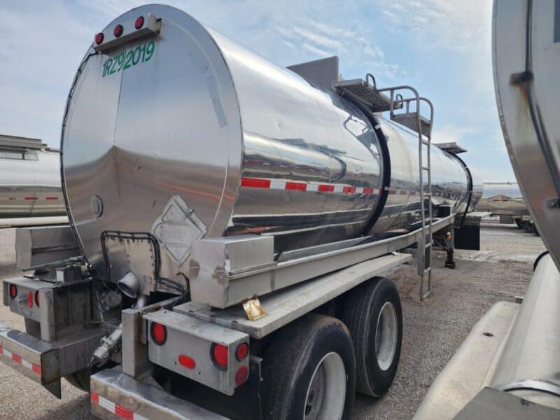 U-4795 1992 Brenner 6700 Gallon Stainless Steel Semi Tanker