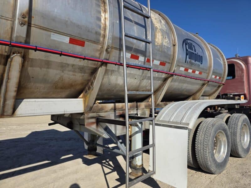 U-4785 1997 Polar 7000 Gallon Stainless Steel Semi Tanker
