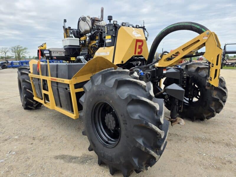2025 Bazooka FarmStar Wolverine w. 7.1L Cat 300 HP w. 152 Hrs