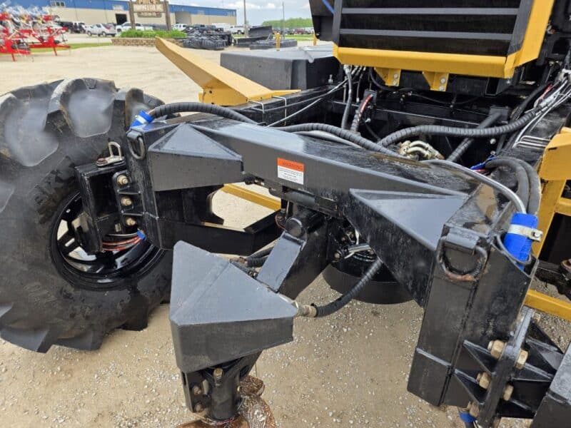 2025 Bazooka FarmStar Wolverine w. 7.1L Cat 300 HP w. 152 Hrs