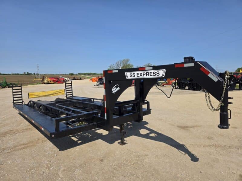 SS EXPRESS Gooseneck Manure Boat Trailer For Wolverine and Crawler Agitation Boats