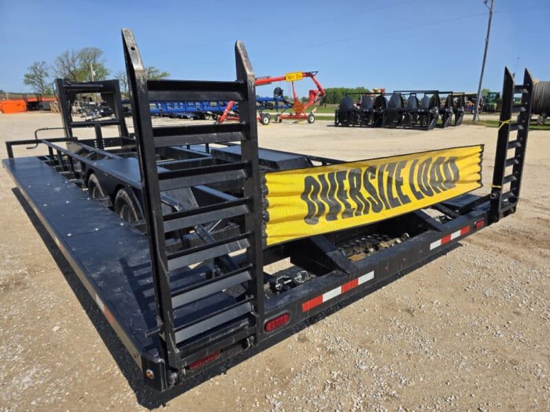 SS EXPRESS Gooseneck Manure Boat Trailer For Wolverine and Crawler Agitation Boats