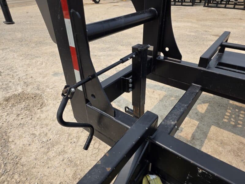 SS EXPRESS Gooseneck Manure Boat Trailer For Wolverine and Crawler Agitation Boats