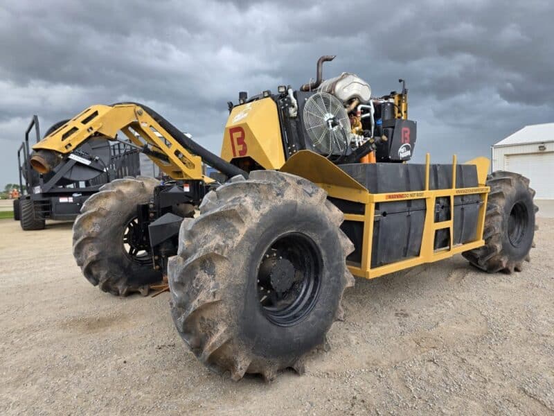 2025 Bazooka FarmStar Wolverine w. 7.1L Cat 300 HP w. 119 Hrs
