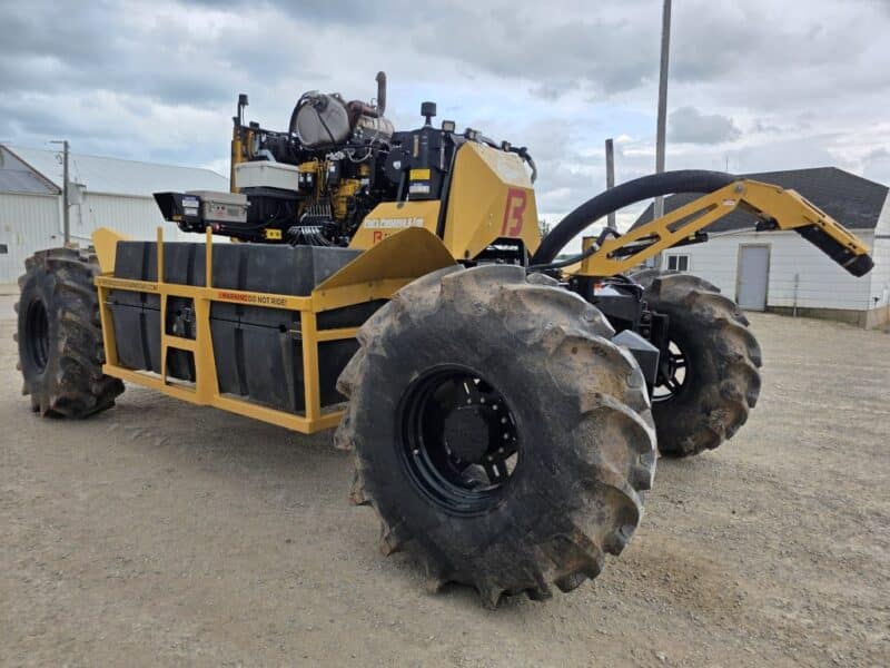 2025 Bazooka FarmStar Wolverine w. 7.1L Cat 300 HP w. 119 Hrs