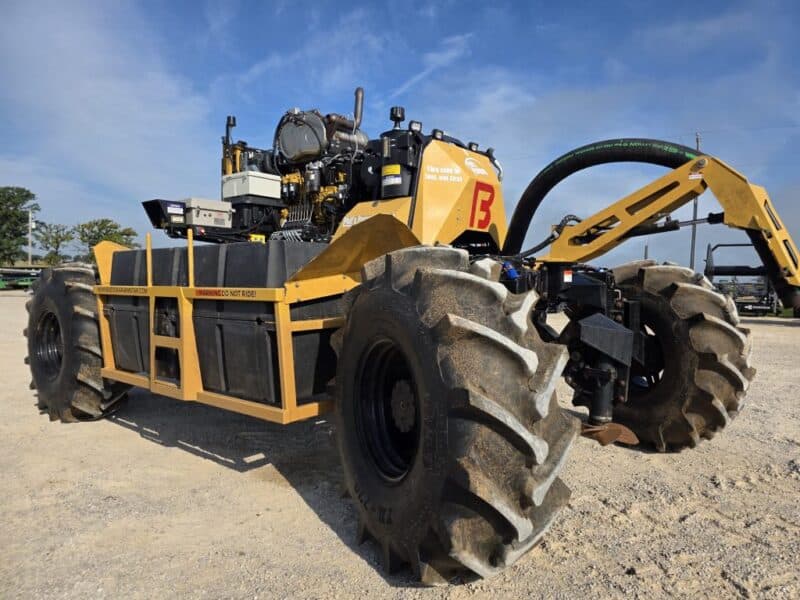 2025 Bazooka FarmStar Wolverine w. 7.1L Cat 300 HP w. 273 Hrs