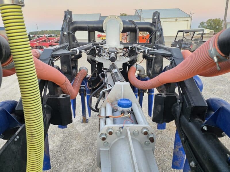Lightly Used 56′ Dribble Bar w. H.D. 8″ Stinger w. Mini Manifolds to 4″ Hoses