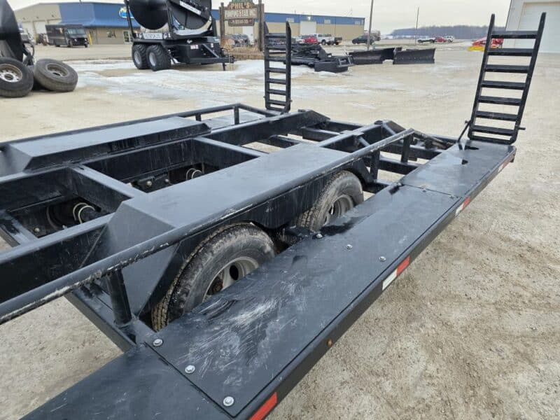 SS EXPRESS Gooseneck Manure Boat Trailer For Wolverine and Crawler Agitation Boats