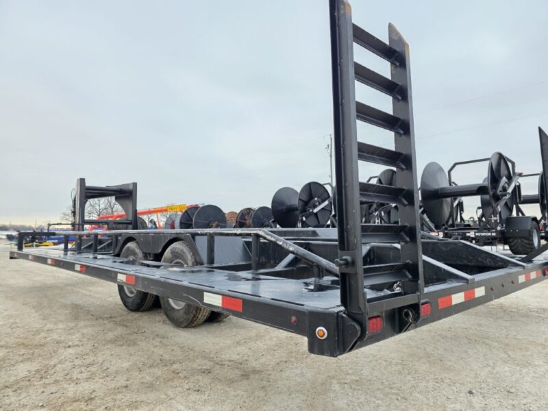 SS EXPRESS Gooseneck Manure Boat Trailer For Wolverine and Crawler Agitation Boats