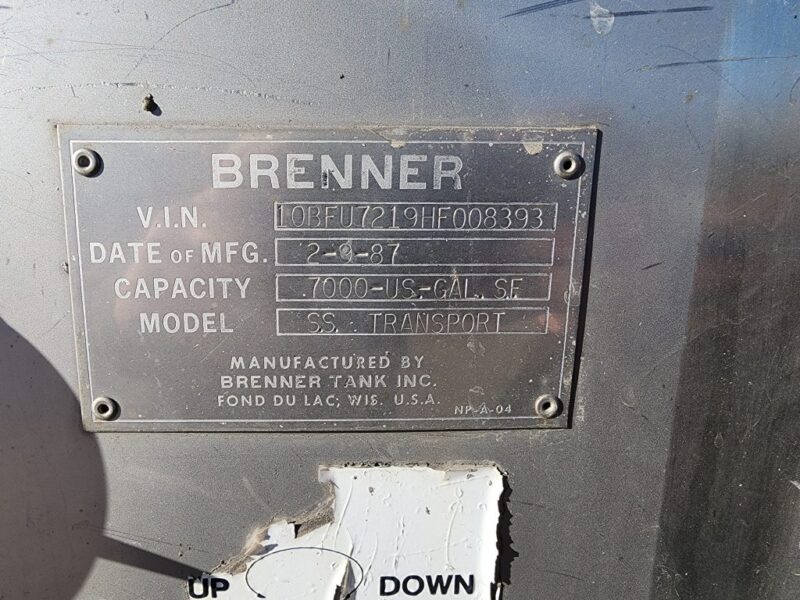 U-4797 1987 Brenner 7000 Gallon Stainless Steel Semi Tanker