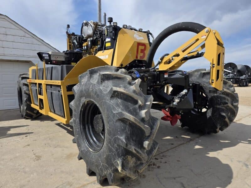 2025 Bazooka FarmStar Wolverine w. 7.1L Cat 300 HP