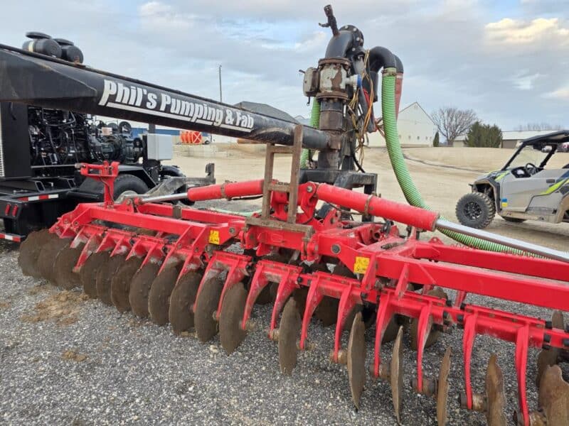 Phil’s Pumping 20′ Pottinger Disc Manure Incorporator w. 6″ Swing pipe