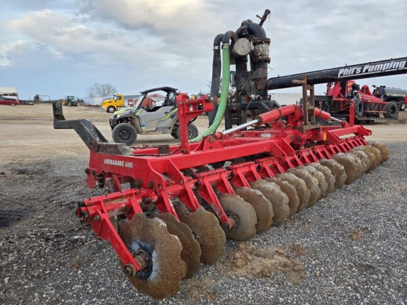 Phil’s Pumping 20′ Pottinger Disc Manure Incorporator w. 6″ Swing pipe