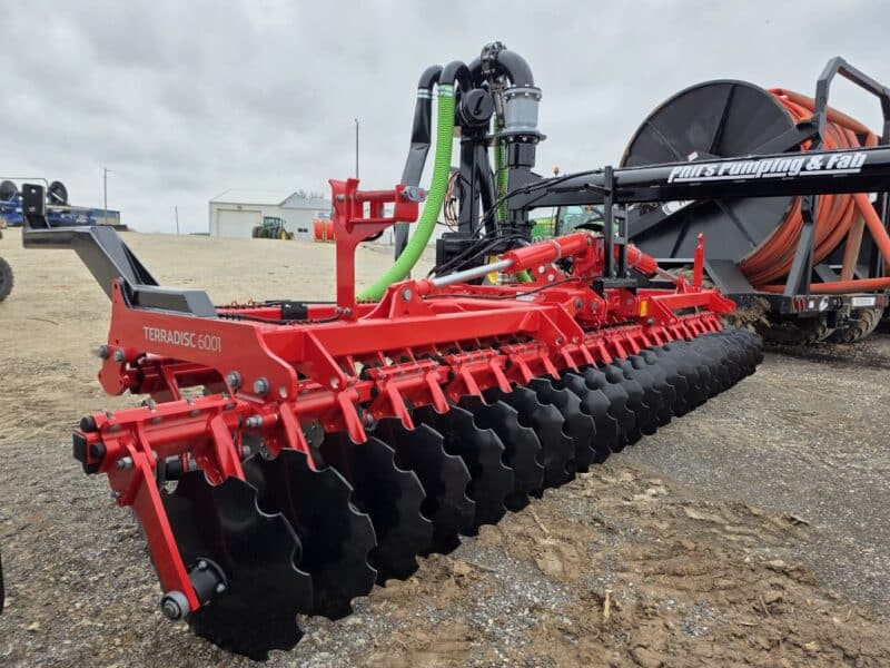 New Phil’s Pumping 20′ Pottinger Disc Manure Incorporator w. 6″ Swing pipe