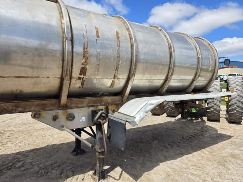 U-4797 1987 Brenner 7000 Gallon Stainless Steel Semi Tanker