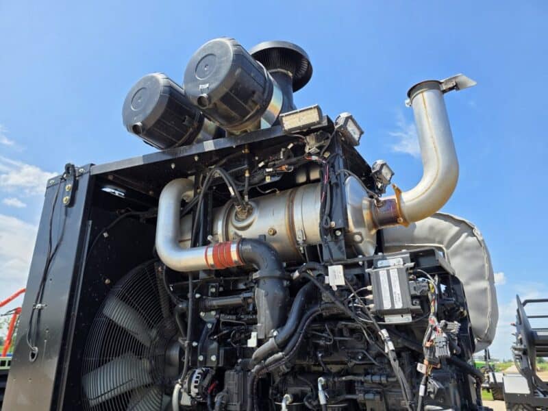 Phil’s 13.6L John Deere Power Unit 6819MPC Sand Cornell w. UTV Ramps