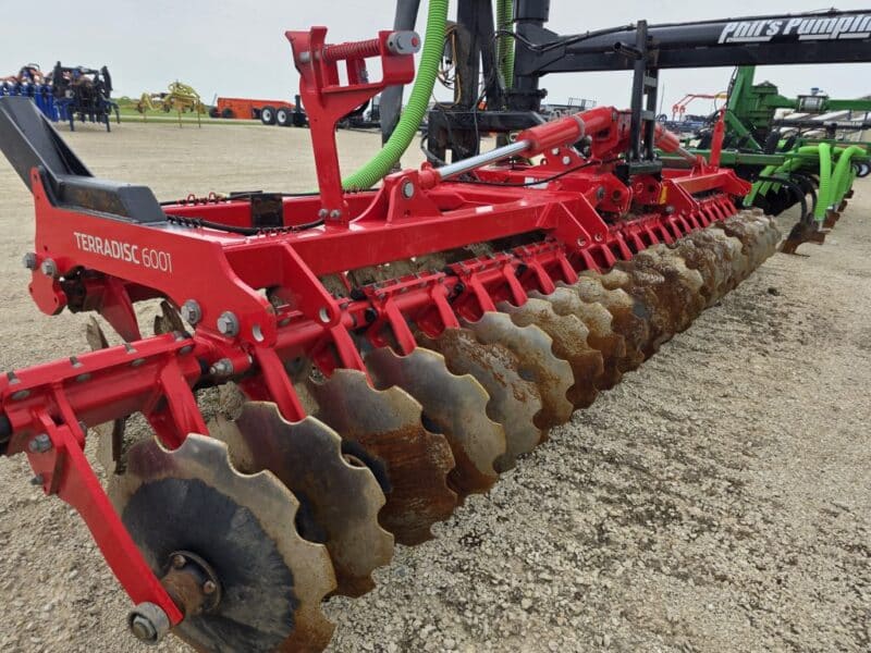 #49 Phil’s Pumping 20′ Pottinger Disc Manure Incorporator w. 6″ Swing pipe