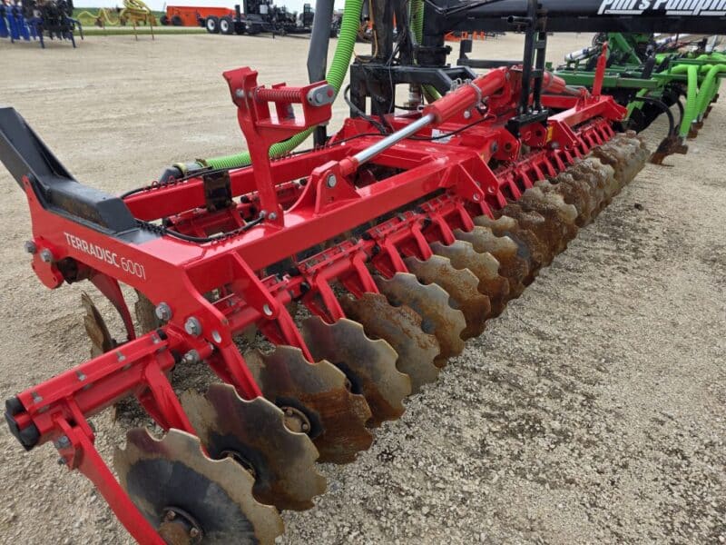 #49 Phil’s Pumping 20′ Pottinger Disc Manure Incorporator w. 6″ Swing pipe