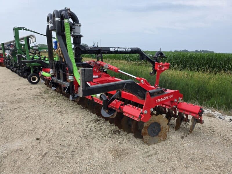 #49 Phil’s Pumping 20′ Pottinger Disc Manure Incorporator w. 6″ Swing pipe
