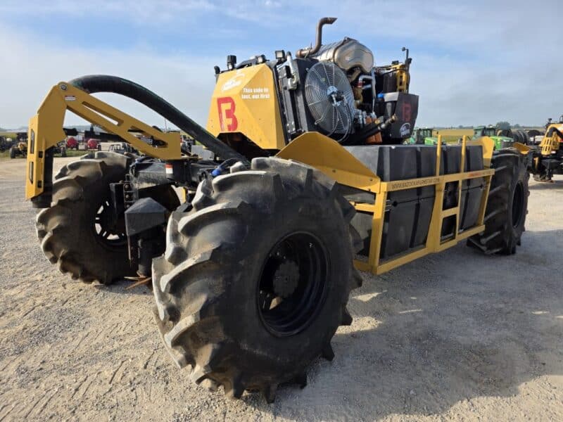 2025 Bazooka FarmStar Wolverine w. 7.1L Cat 300 HP w. 128 Hrs