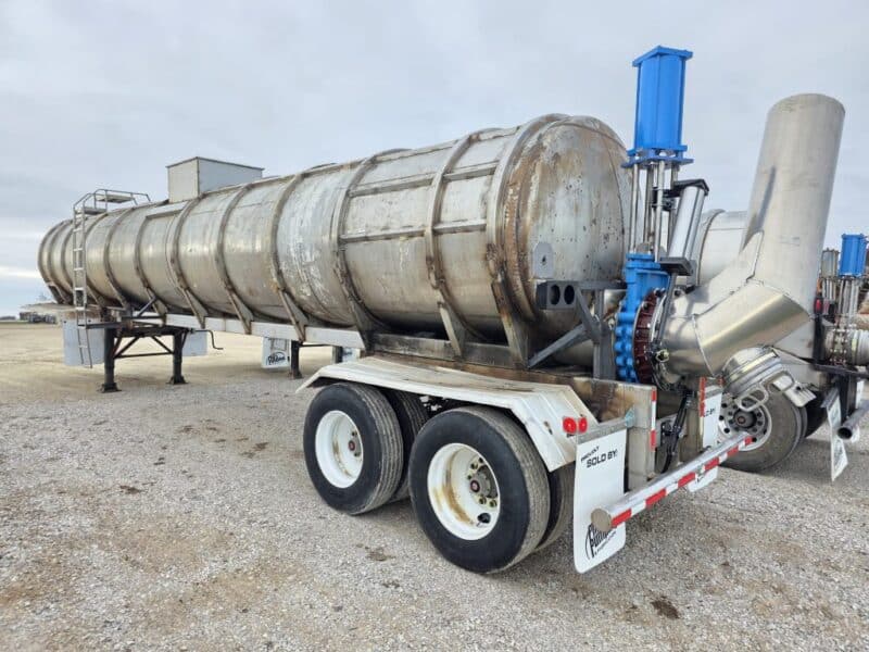 U-4802 1987 STE 7000 Gallon Stainless Steel Semi Tanker