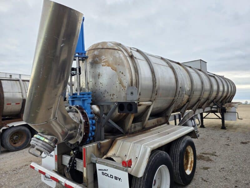 U-4802 1987 STE 7000 Gallon Stainless Steel Semi Tanker