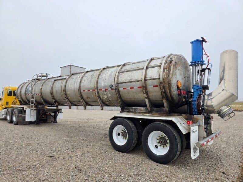 U-4802 1987 STE 7000 Gallon Stainless Steel Semi Tanker