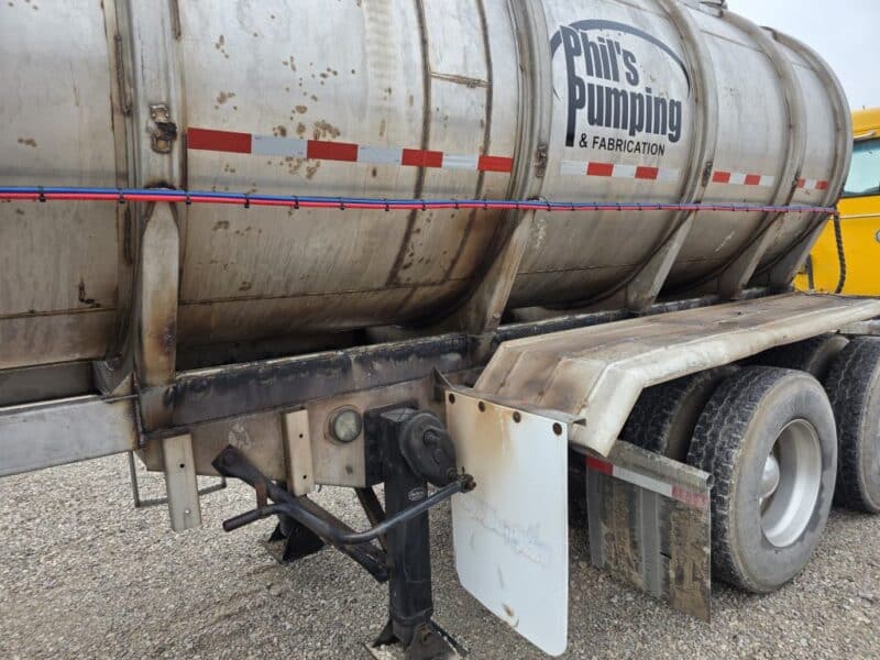 U-4802 1987 STE 7000 Gallon Stainless Steel Semi Tanker