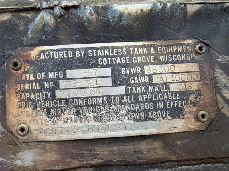 U-4802 1987 STE 7000 Gallon Stainless Steel Semi Tanker
