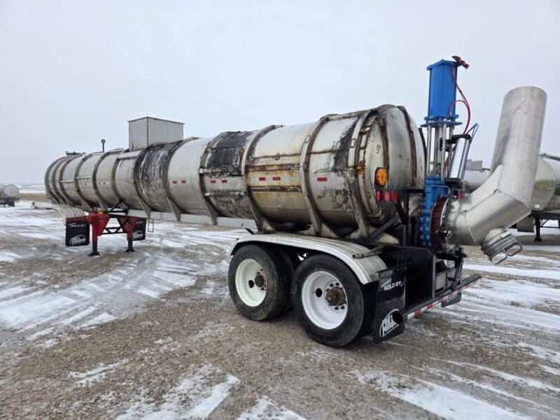 U-4800 1990 Barbel 6500 Gallon Stainless Steel Semi Tanker